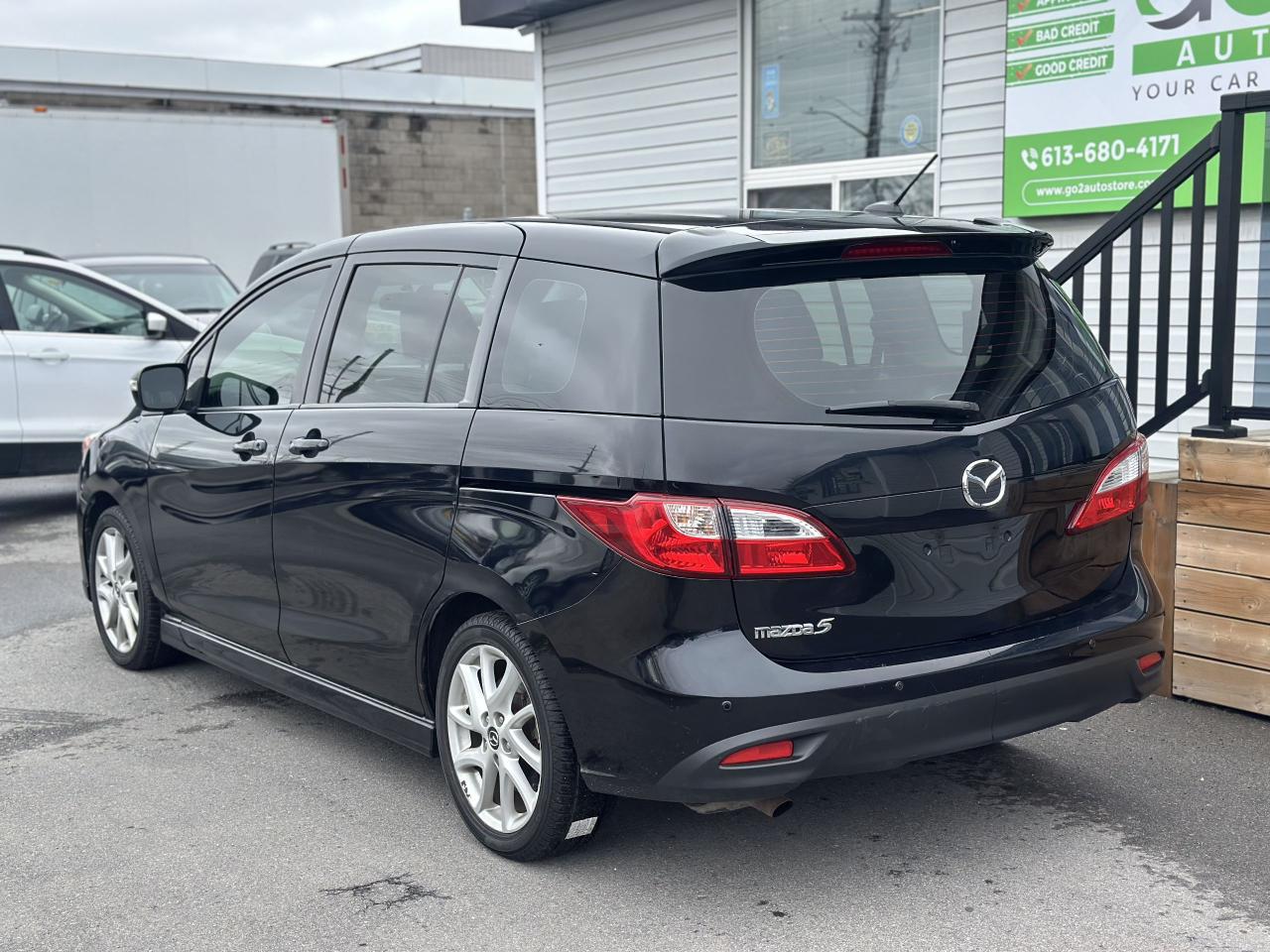 2016 Mazda MAZDA5 GT - Photo #4