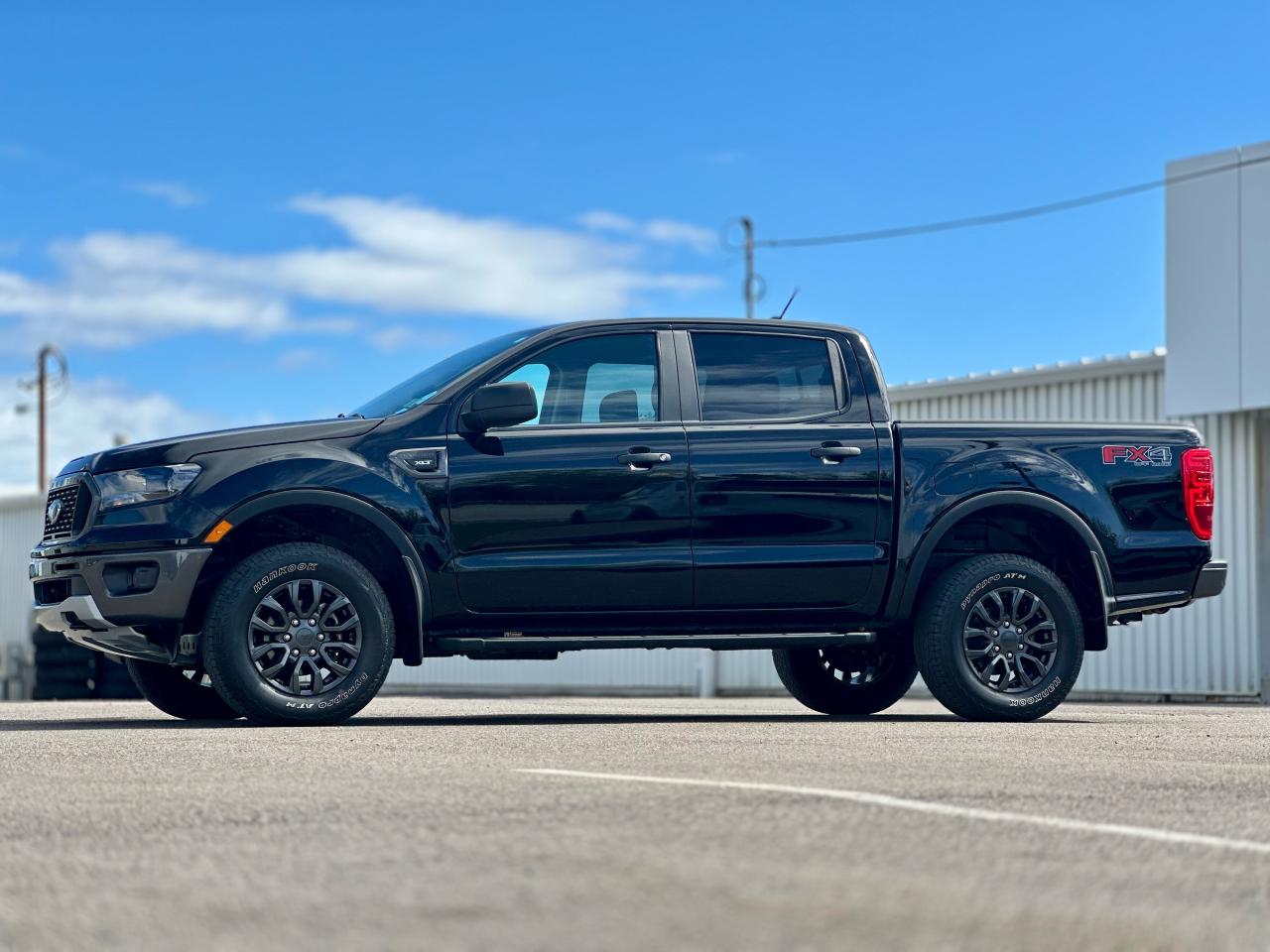 2023 Ford Ranger XLT 4WD SUPERCREW 5' BOX Photo3