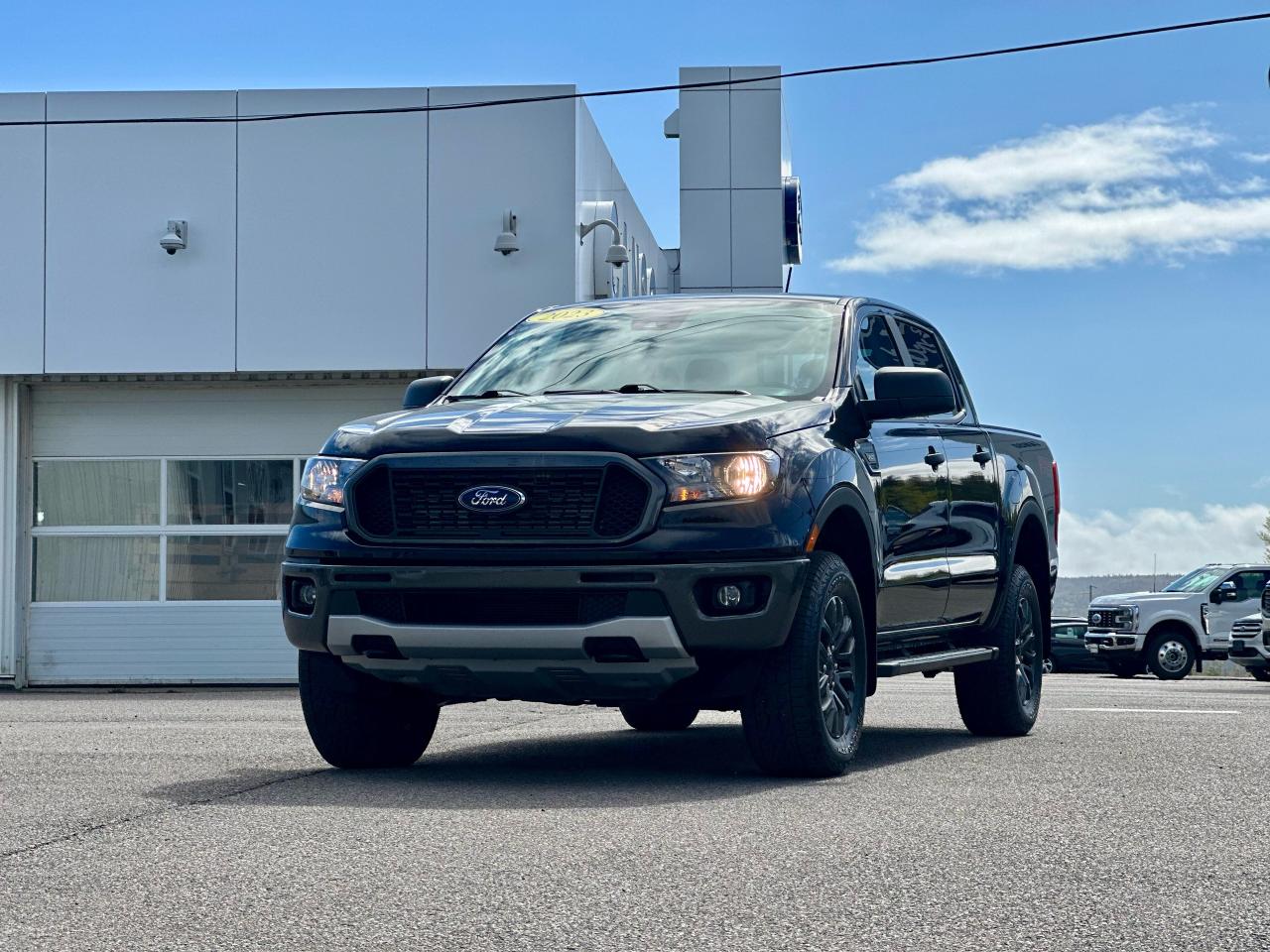 2023 Ford Ranger XLT 4WD SUPERCREW 5' BOX Photo2