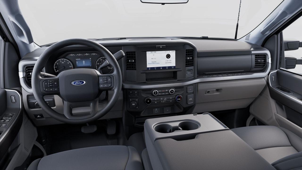2025 Ford F-250 Super Duty SRW XLT 4WD CREW CAB 6.75' BOX Photo5