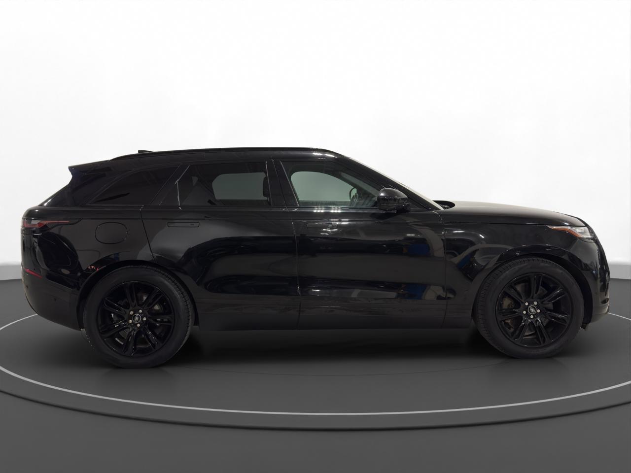 2021 Land Rover Range Rover Velar S - Photo #4