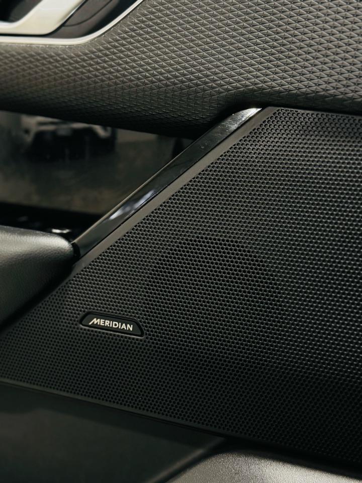 2021 Land Rover Range Rover Velar S - Photo #9