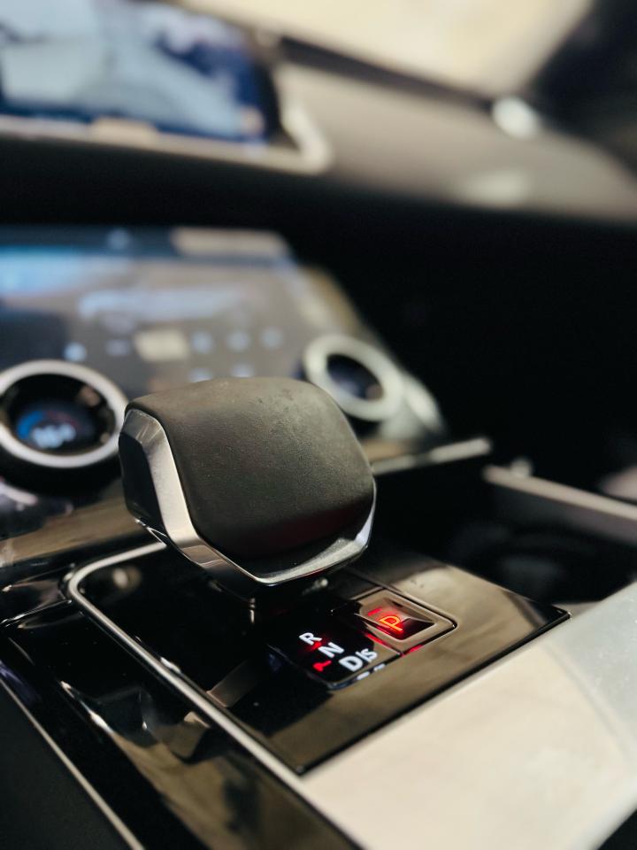 2021 Land Rover Range Rover Velar S - Photo #14