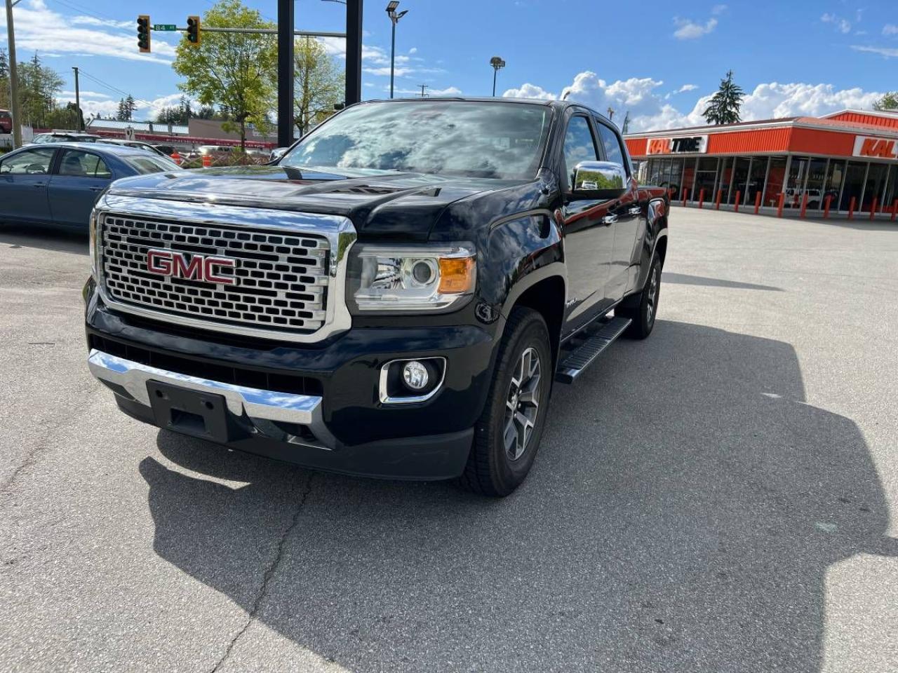 2020 GMC Canyon 4WD Denali - Photo #4