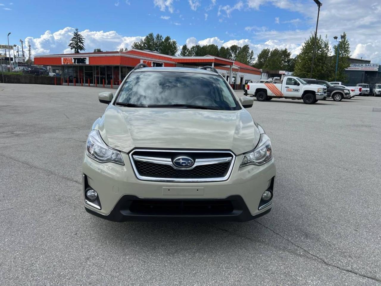 2016 Subaru Crosstrek 2.0i w/Touring Pkg - Photo #5