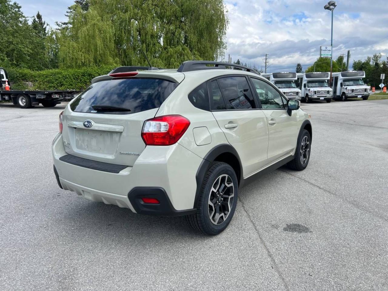 2016 Subaru Crosstrek 2.0i w/Touring Pkg - Photo #11