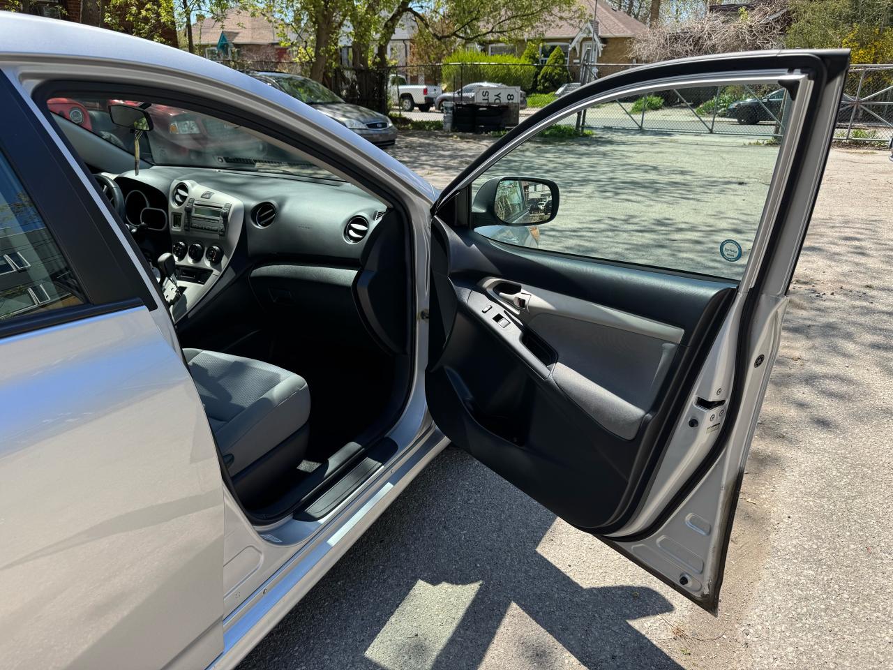 2010 Toyota Matrix XR - Photo #15
