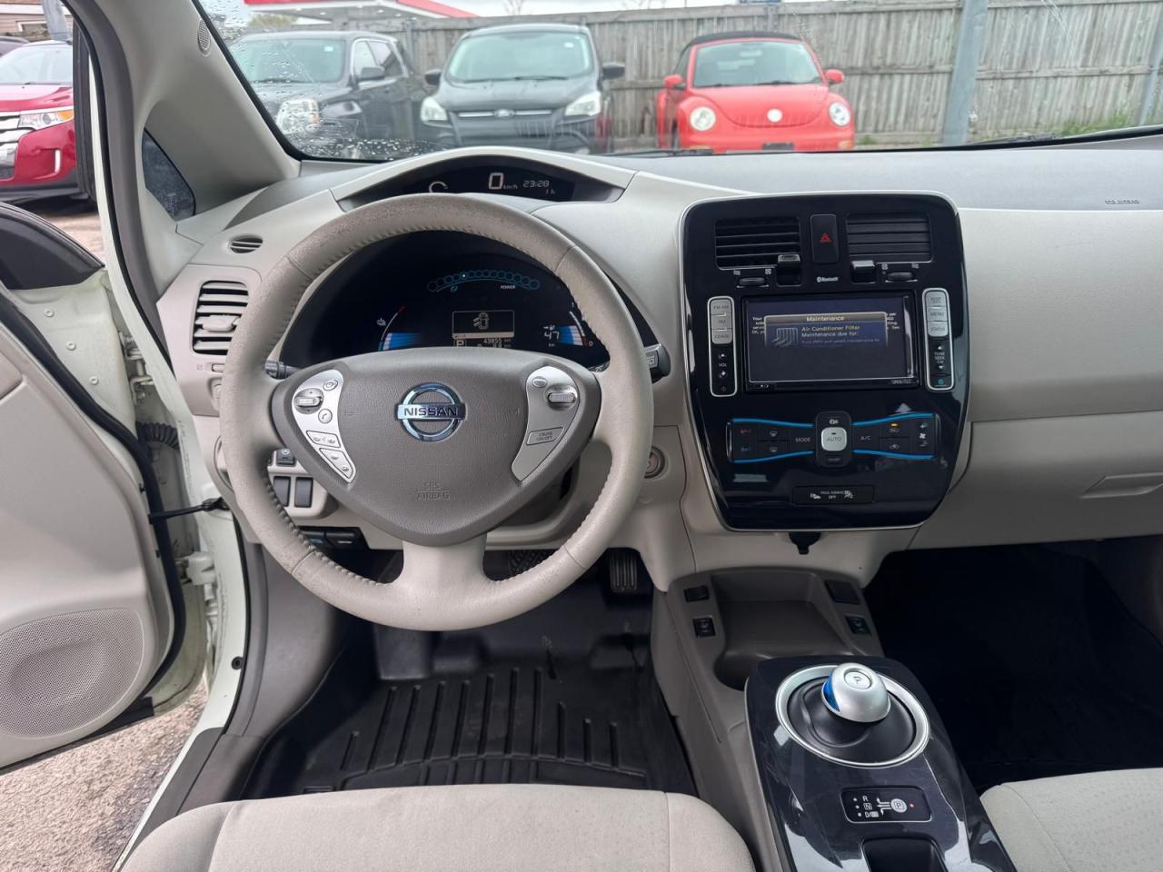 2012 Nissan Leaf SL, FULL ELECTRIC, ONLY 43,000KMS, GREAT SHAPE - Photo #13
