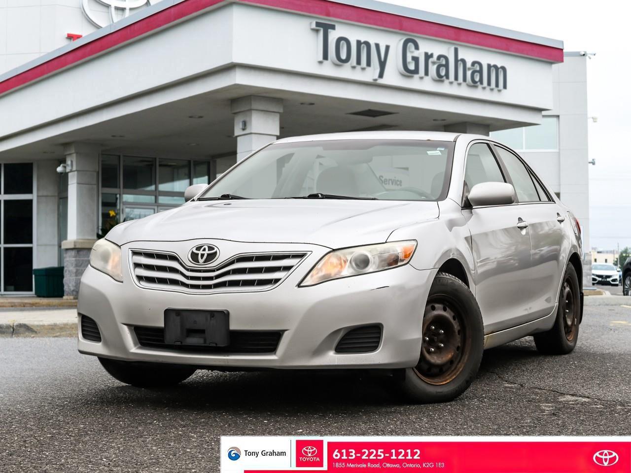 Used 2010 Toyota Camry LE for sale in Ottawa, ON