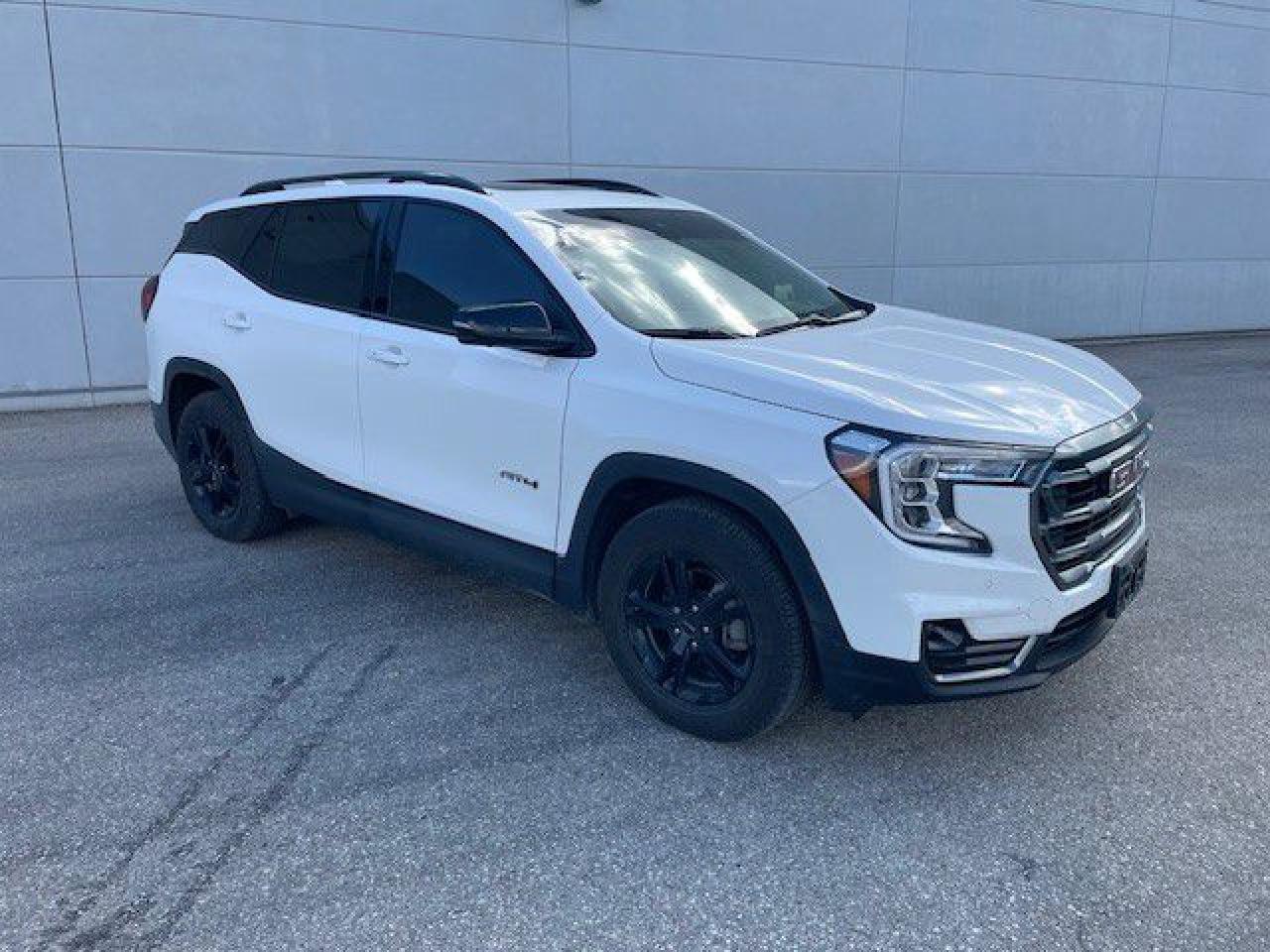 Used 2024 GMC Terrain One Owner | AT4 | AWD | Sunroof | Navigation | 18