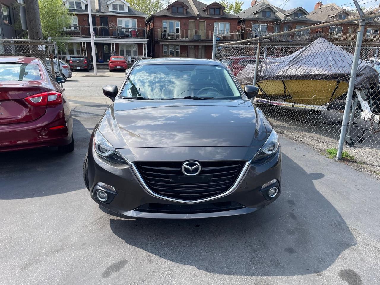 2014 Mazda MAZDA3 GT *NAV, HEATED LEATHER SEATS, HEADS UP DISPLAY* - Photo #2