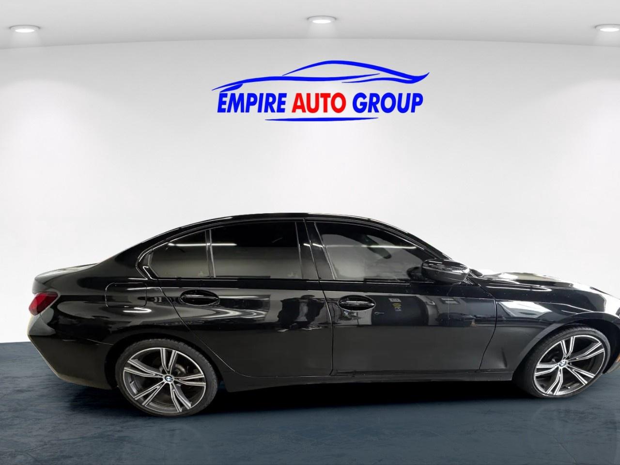 2023 BMW 3 Series 330i X Drive Photo