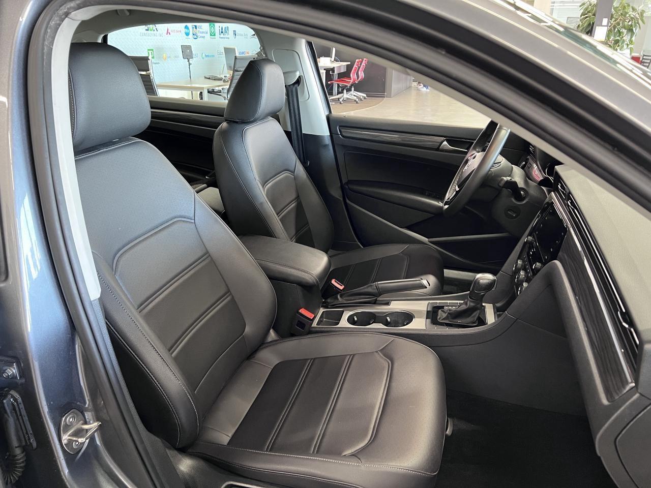 2021 Volkswagen Passat HIGHLINE Photo