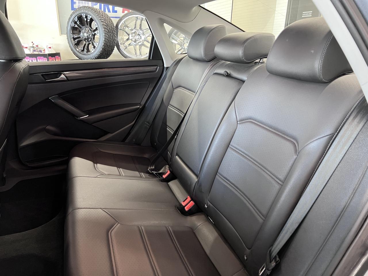 2021 Volkswagen Passat HIGHLINE Photo