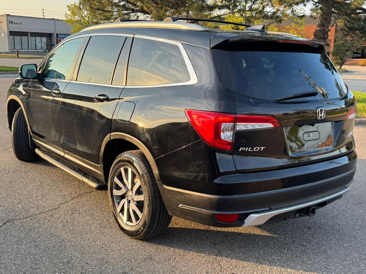 2021 Honda Pilot EX-L NAVI - Photo #6