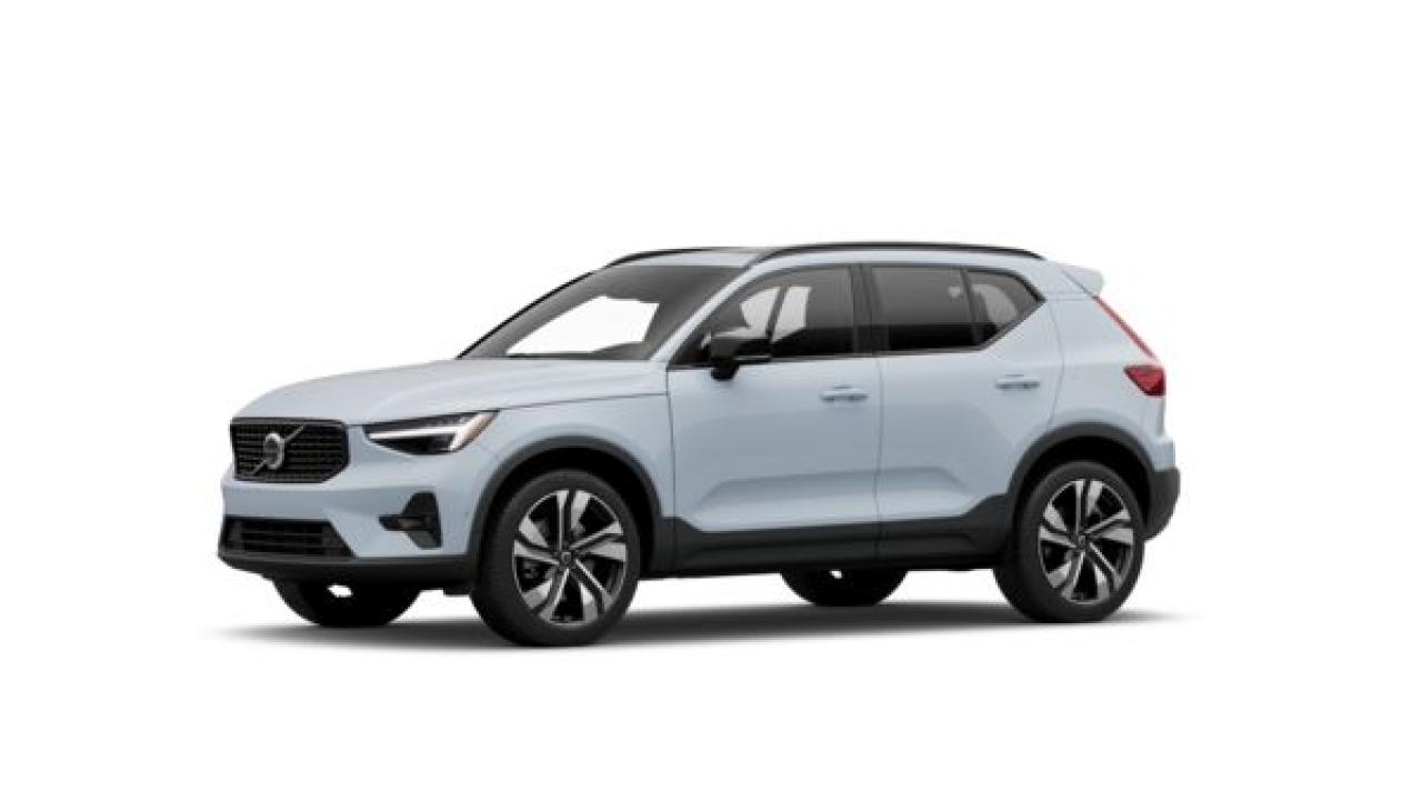 New 2025 Volvo XC40 B5 AWD Ultra Dark Theme for sale in North Vancouver, BC