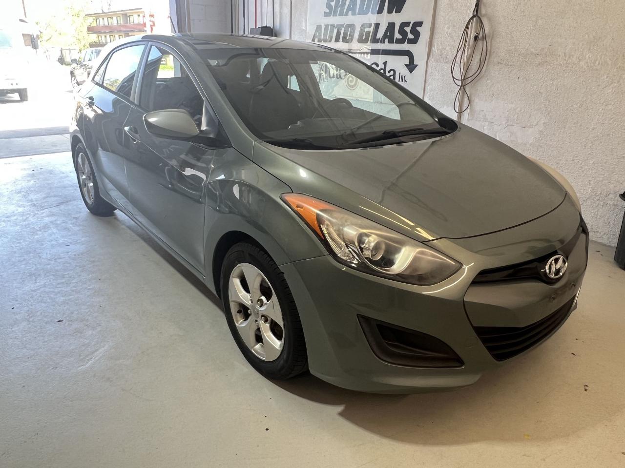 Used 2013 Hyundai Elantra GT 5DR HB MAN GL for sale in London, ON