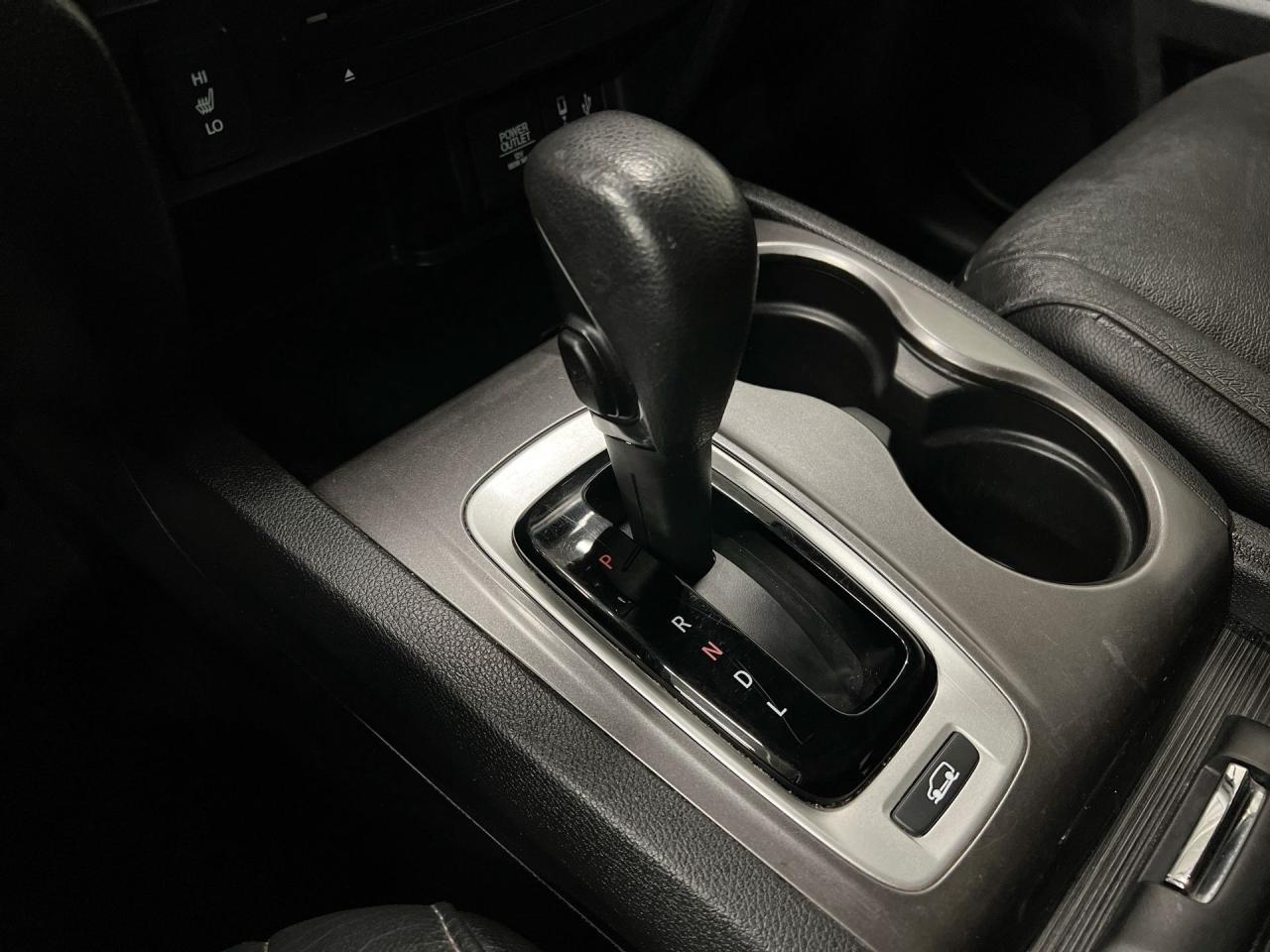 2018 Honda Pilot EX-L NAVI AWD | 8-PASS | HTD LEATHER |REMOTE START Photo