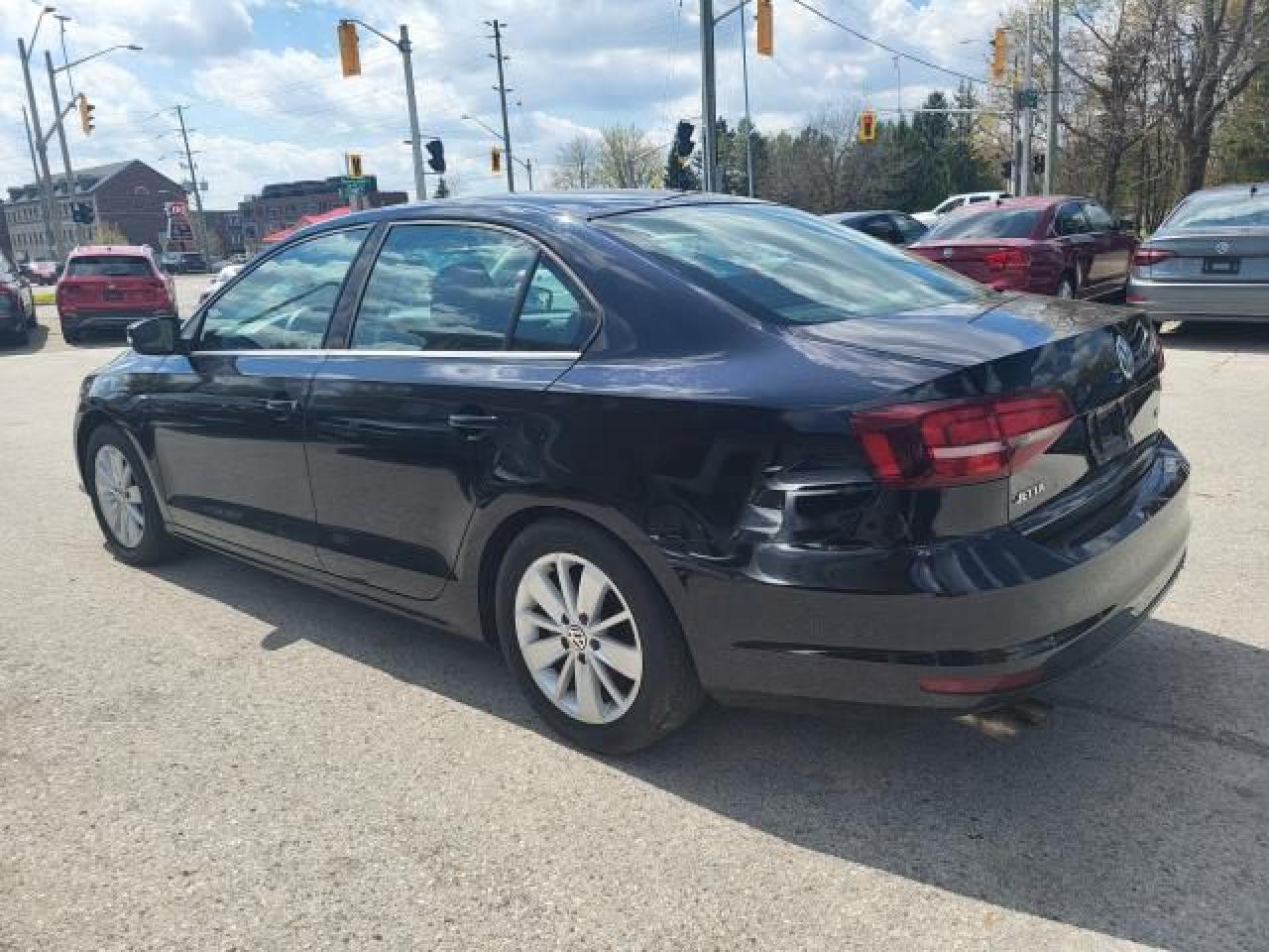 2016 Volkswagen Jetta 1.4T Photo25