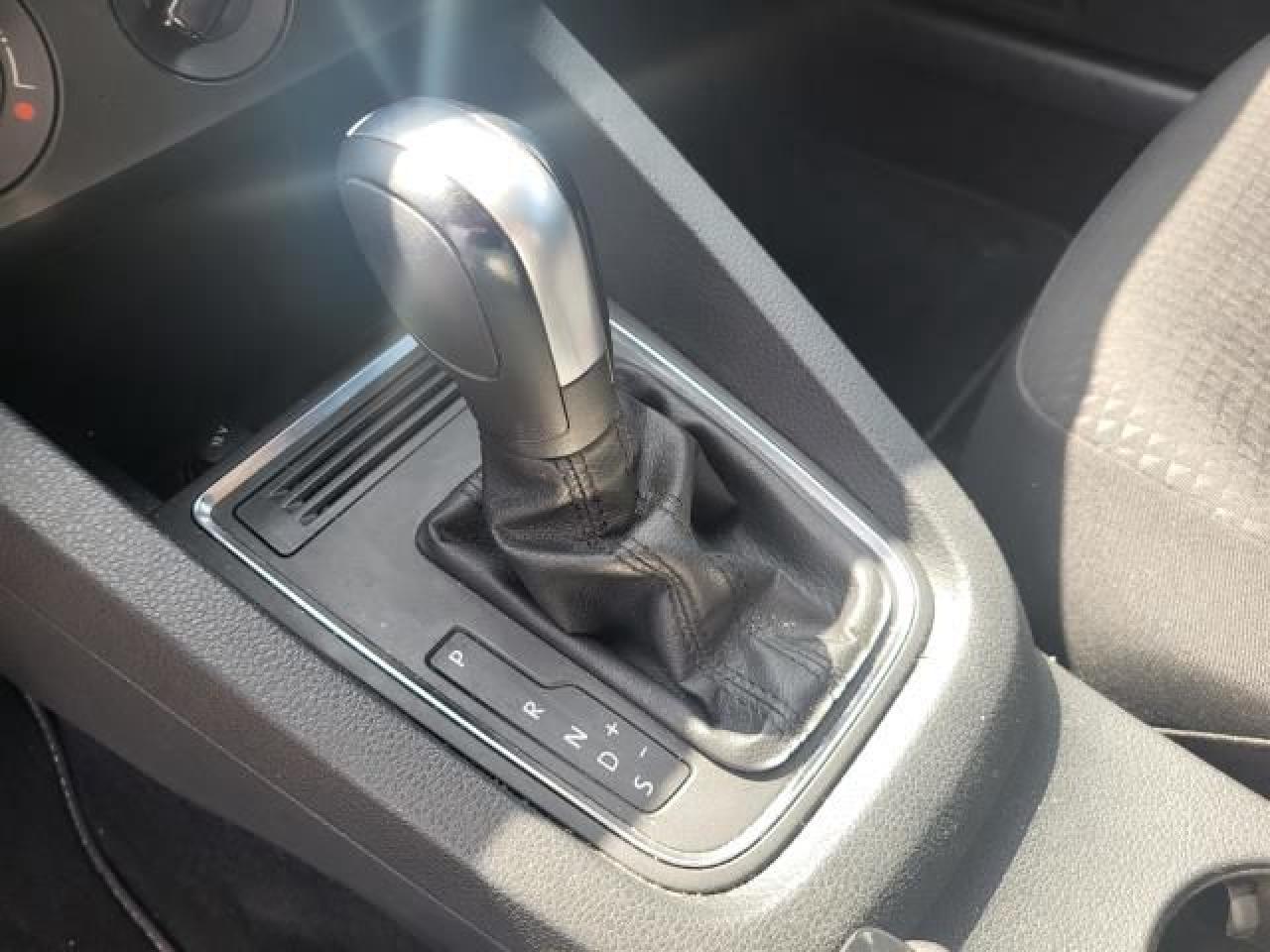 2016 Volkswagen Jetta 1.4T Photo31