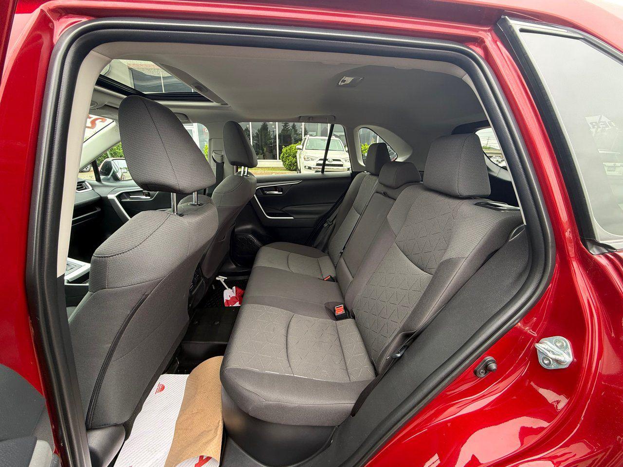 2021 Toyota RAV4 HYBRID Photo