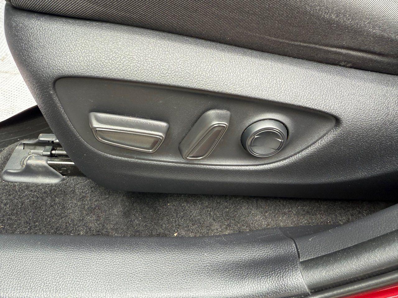 2021 Toyota RAV4 HYBRID Photo