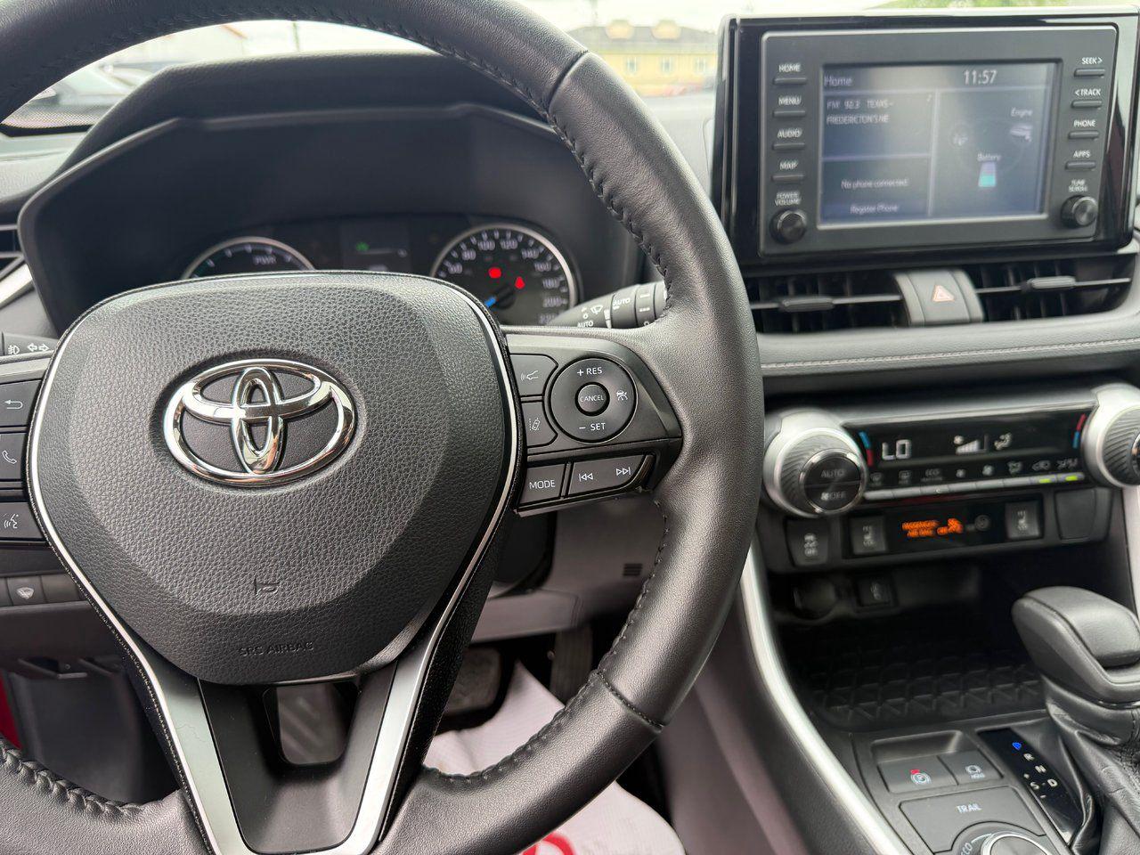 2021 Toyota RAV4 HYBRID Photo