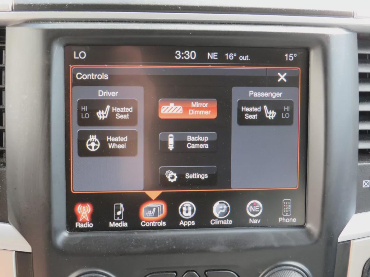 2017 RAM 1500 Big Horn (**ONE OWNER!!**CLEAN TITLE/NO ACCIDENTS!!**SAFETY/CERTIFIED!!**DIESEL!!**4WD**RUNNING BOARDS**TRAILER HITCH**TOW HOOKS**REMOTE START**NAVIGATION**REVERSE CAMERA**POWER SEATS**DIGITAL TOUCHSCREEN**HEATED SEATS/STEERING WHEEL**LEATHER WRAPPED STEE Photo