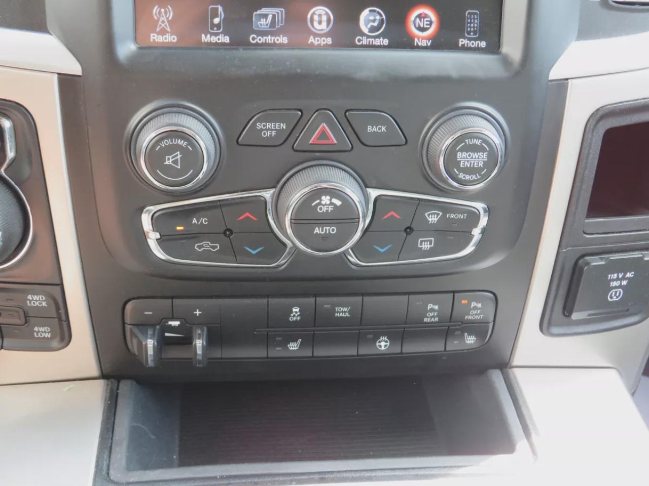 2017 RAM 1500 Big Horn (**ONE OWNER!!**CLEAN TITLE/NO ACCIDENTS!!**SAFETY/CERTIFIED!!**DIESEL!!**4WD**RUNNING BOARDS**TRAILER HITCH**TOW HOOKS**REMOTE START**NAVIGATION**REVERSE CAMERA**POWER SEATS**DIGITAL TOUCHSCREEN**HEATED SEATS/STEERING WHEEL**LEATHER WRAPPED STEE Photo