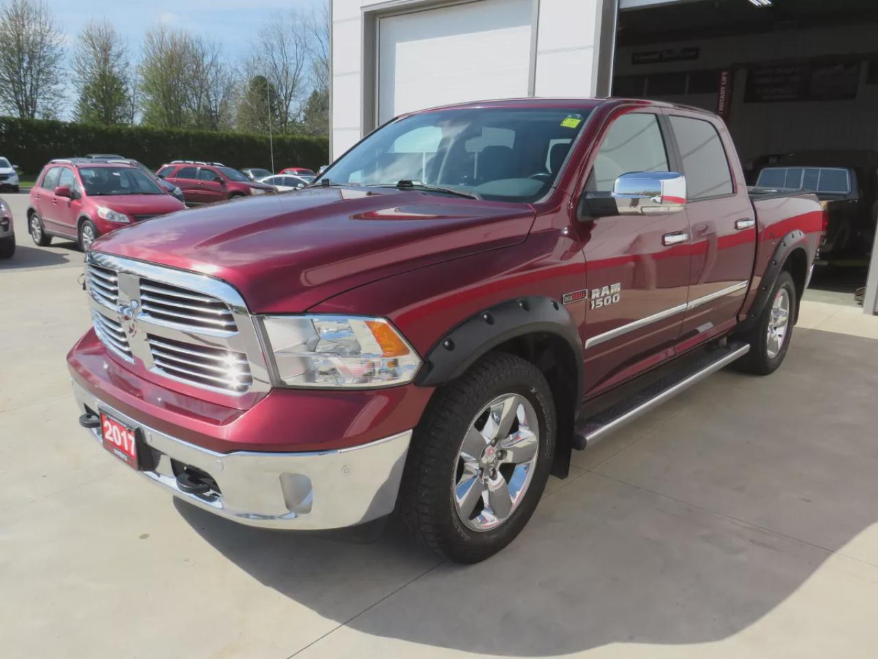 2017 RAM 1500 Big Horn (**ONE OWNER!!**CLEAN TITLE/NO ACCIDENTS!!**SAFETY/CERTIFIED!!**DIESEL!!**4WD**RUNNING BOARDS**TRAILER HITCH**TOW HOOKS**REMOTE START**NAVIGATION**REVERSE CAMERA**POWER SEATS**DIGITAL TOUCHSCREEN**HEATED SEATS/STEERING WHEEL**LEATHER WRAPPED STEE Photo