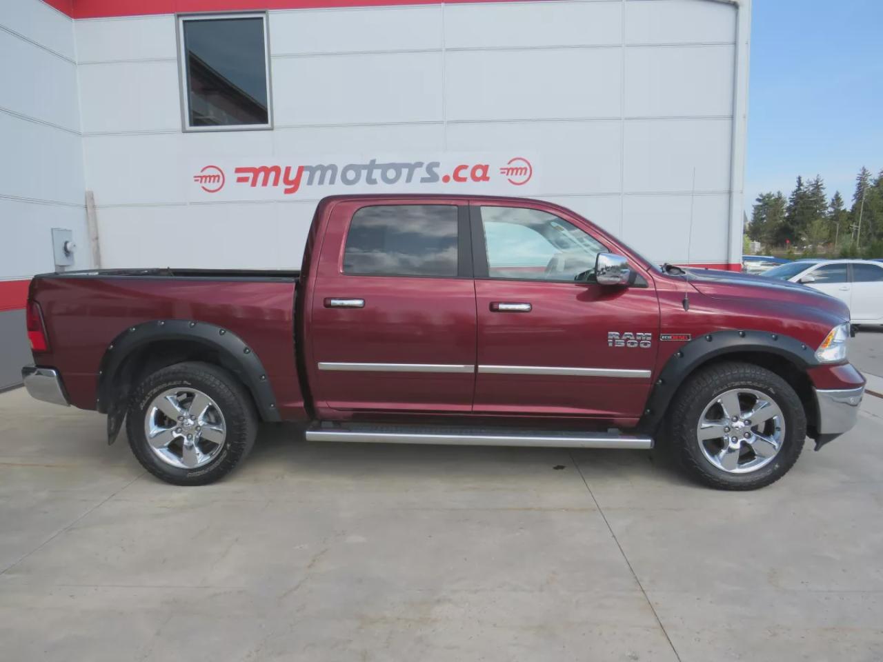 2017 RAM 1500 Big Horn (**ONE OWNER!!**CLEAN TITLE/NO ACCIDENTS!!**SAFETY/CERTIFIED!!**DIESEL!!**4WD**RUNNING BOARDS**TRAILER HITCH**TOW HOOKS**REMOTE START**NAVIGATION**REVERSE CAMERA**POWER SEATS**DIGITAL TOUCHSCREEN**HEATED SEATS/STEERING WHEEL**LEATHER WRAPPED STEE Photo