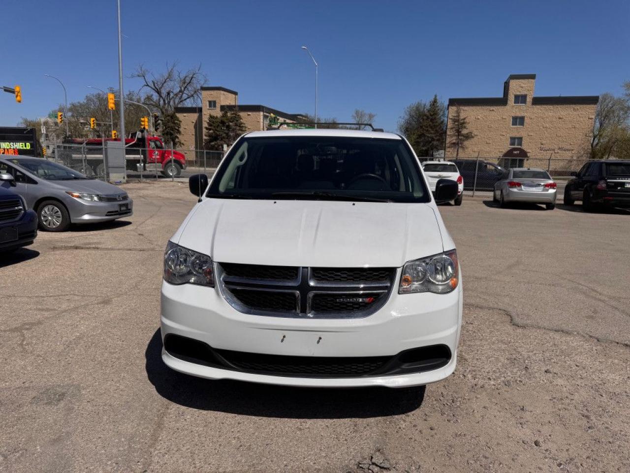Used 2018 Dodge Grand Caravan SXT Front-wheel Drive Passenger Van Automatic for sale in Winnipeg, MB
