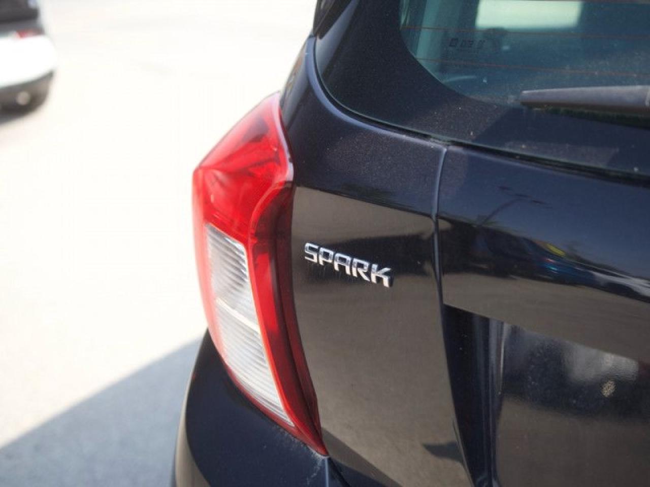 2017 Chevrolet Spark 1LT  **SUNROOF - APPLE CP** Photo