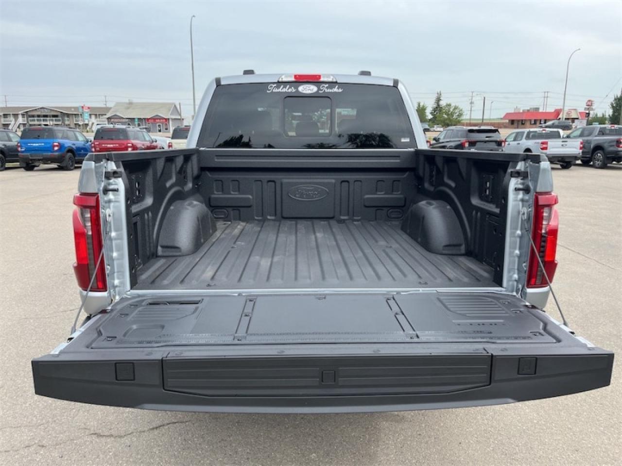 2025 Ford F-150 XLT  - 18" Wheels - Tow Package Photo5
