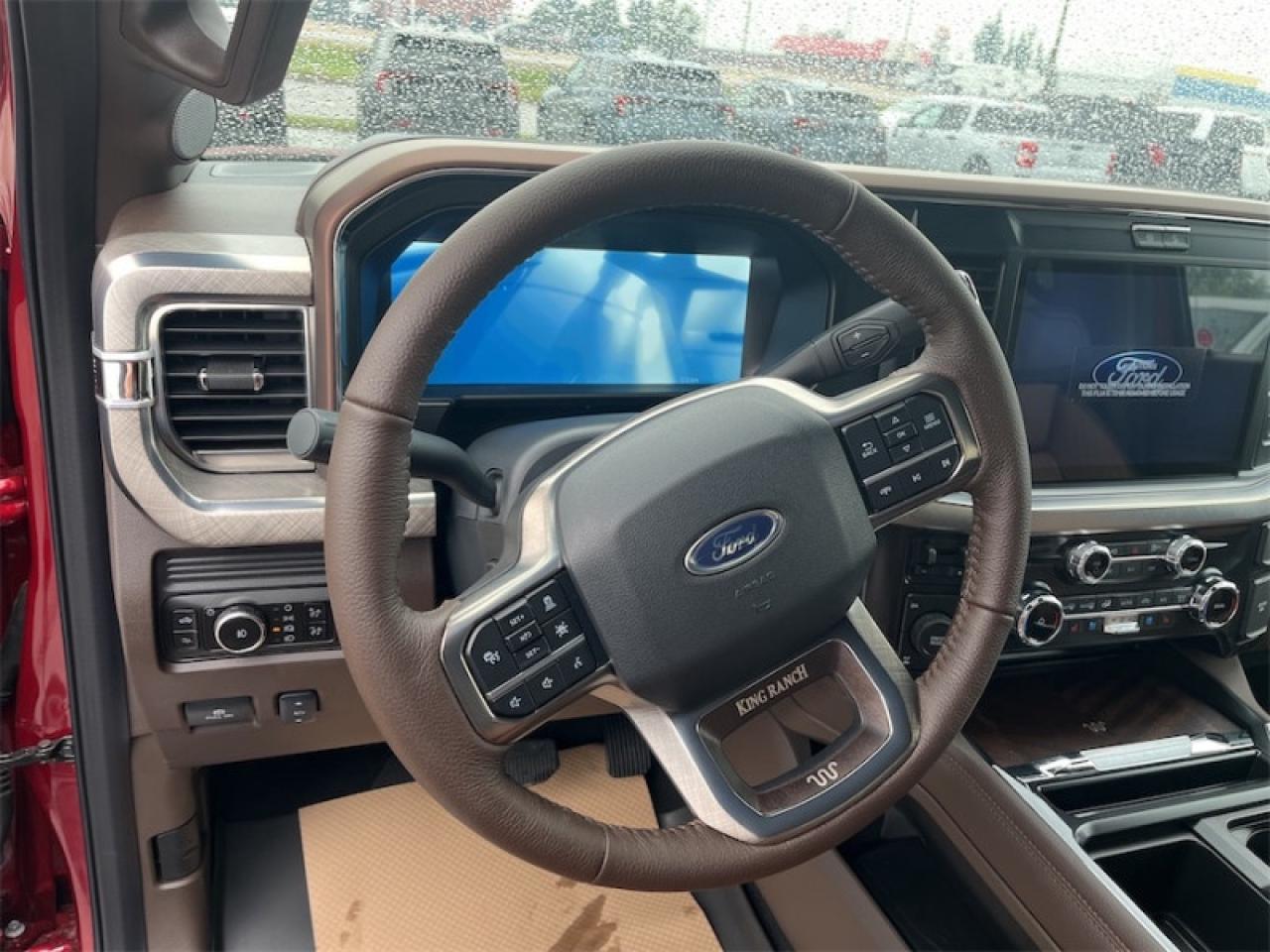 2025 Ford F-350 Super Duty King Ranch Photo5
