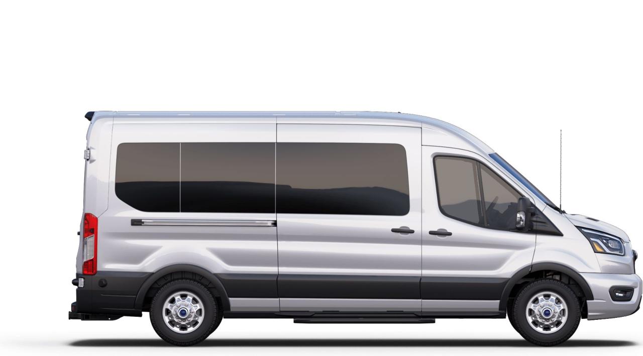 2025 Ford Transit XLT Photo4