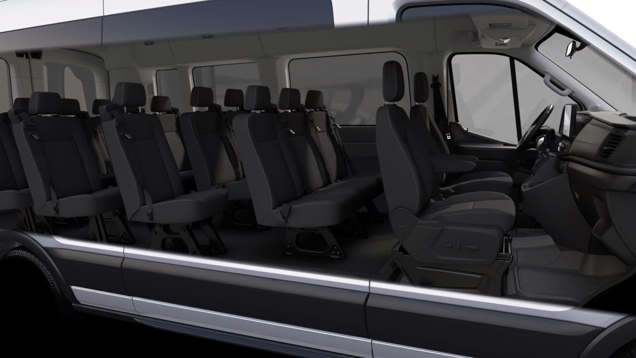 2025 Ford Transit XLT Photo5