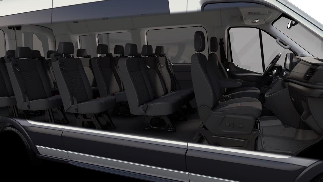 2025 Ford Transit XLT Photo5