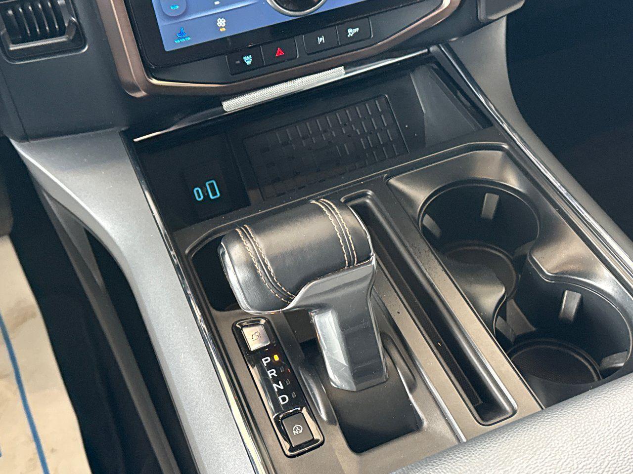 2023 Ford F-150 Lightning Lariat - Photo #18