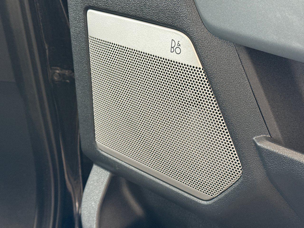 2023 Ford F-150 Lightning Lariat - Photo #29