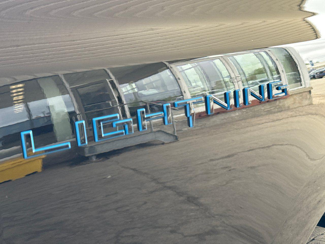 2023 Ford F-150 Lightning Lariat - Photo #32