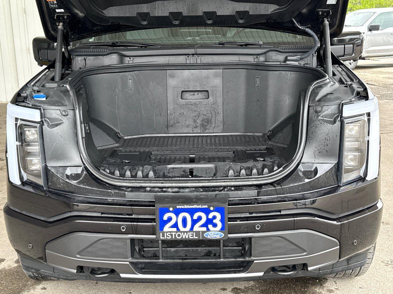 2023 Ford F-150 Lightning Lariat - Photo #34