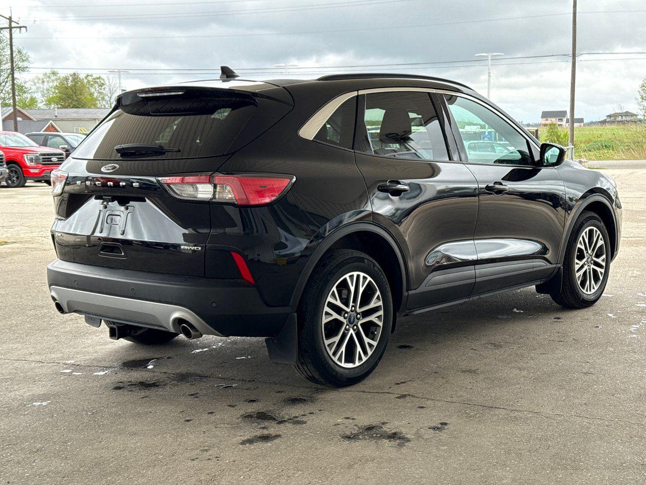 2021 Ford Escape SEL - Photo #7