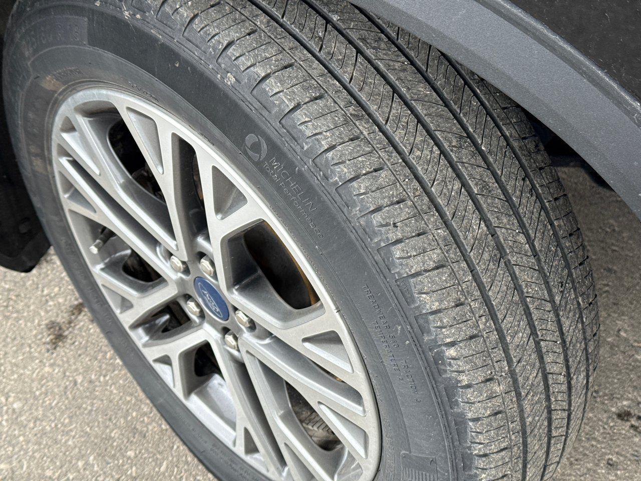 2021 Ford Escape SEL - Photo #12