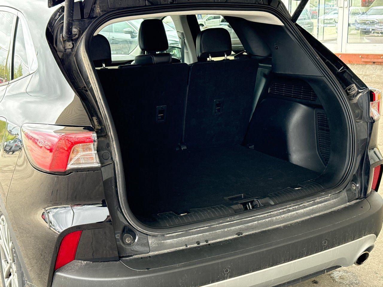 2021 Ford Escape SEL - Photo #23