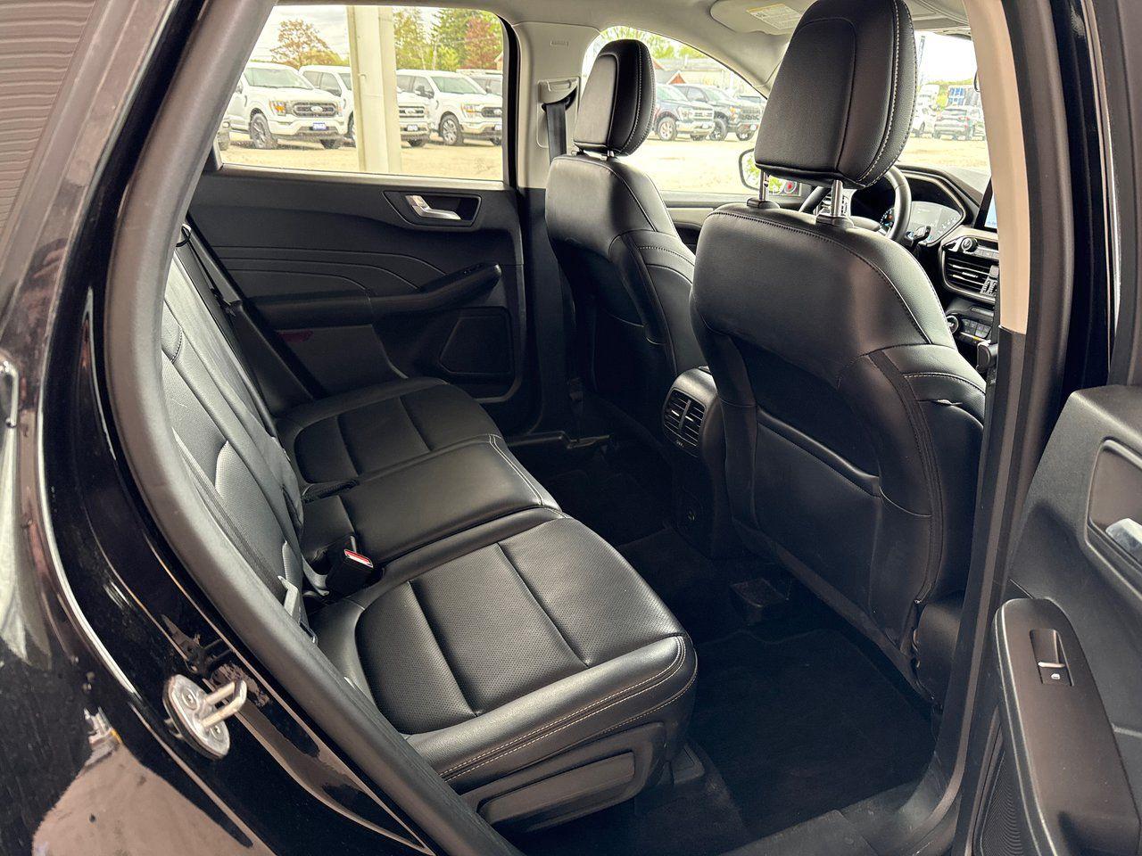 2021 Ford Escape SEL - Photo #27