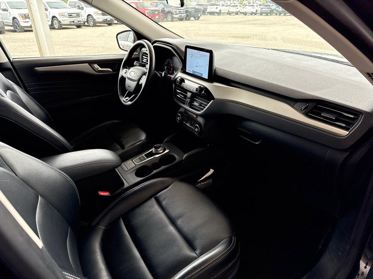 2021 Ford Escape SEL - Photo #28