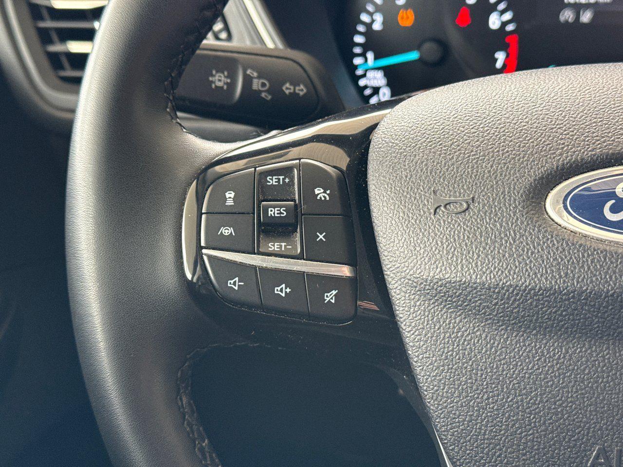 2021 Ford Escape SEL - Photo #30