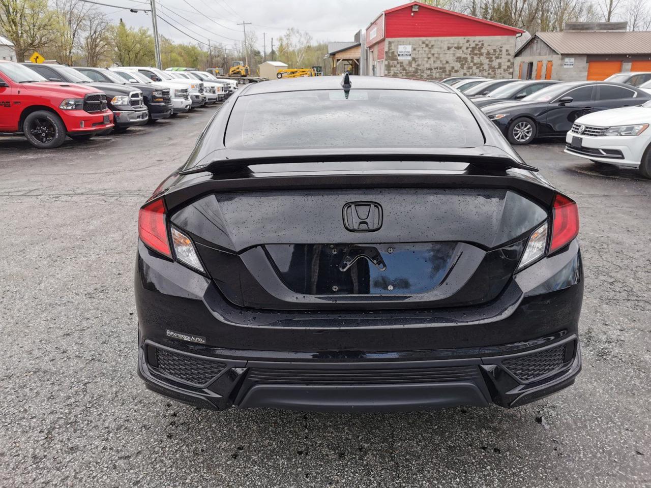 2016 Honda Civic Touring - Photo #4