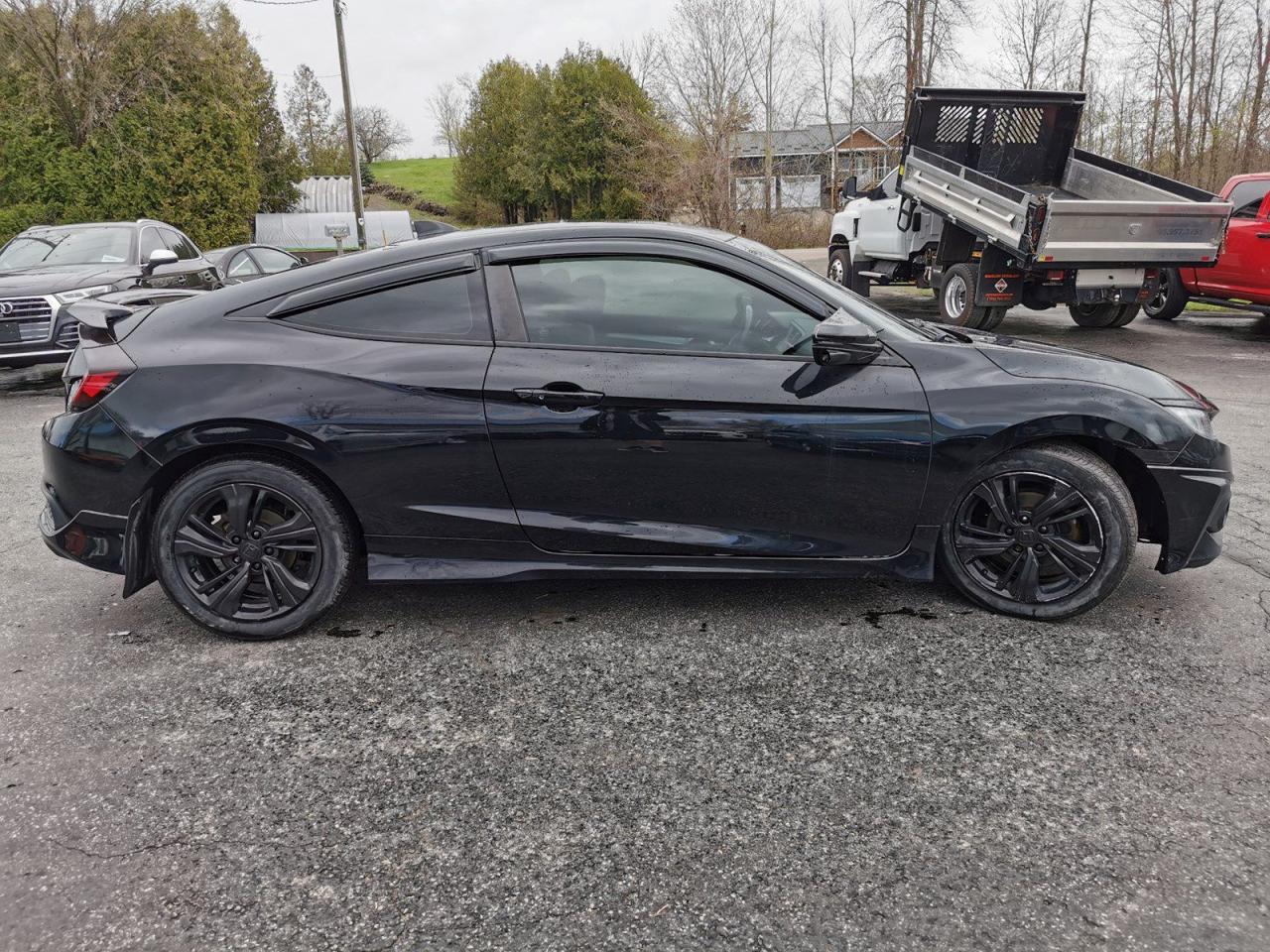 2016 Honda Civic Touring - Photo #6